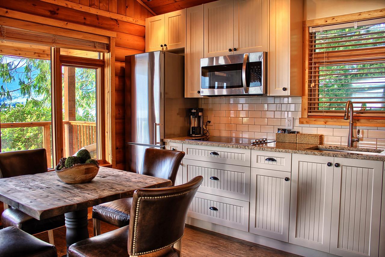 Wild Renfrew Seaside Cottages Port Renfrew Exteriör bild