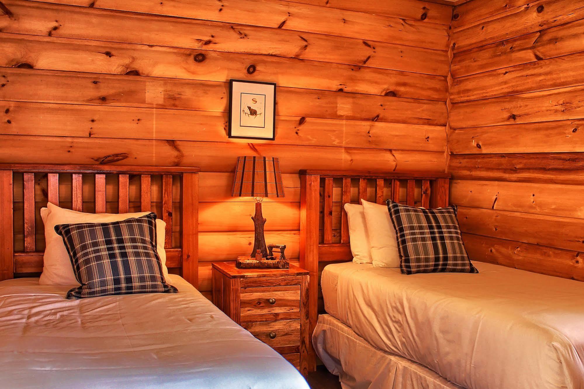 Wild Renfrew Seaside Cottages Port Renfrew Exteriör bild